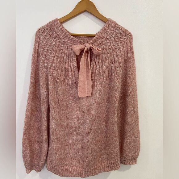 Lauren Conrad Long Sleeve Pink Fuzzy Sweater with Satin Back Bow Size Large - Picture 3 of 15